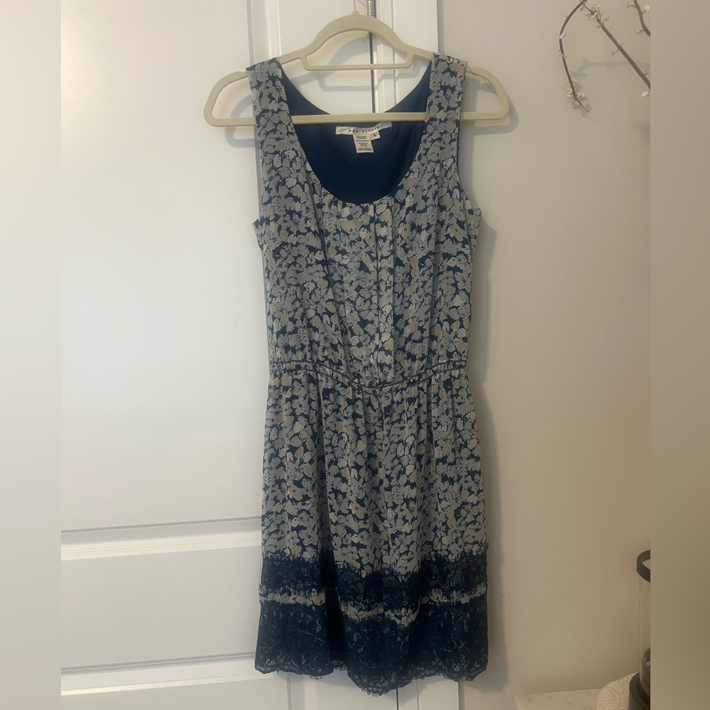 Max Studio Gray and White Sleeveless Scoop Neck Sundress